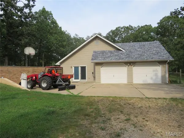 3661 Pump Station RD, Rosebud, MO 63091
