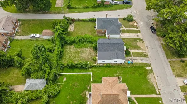 4702 Fletcher ST, St Louis, MO 63121