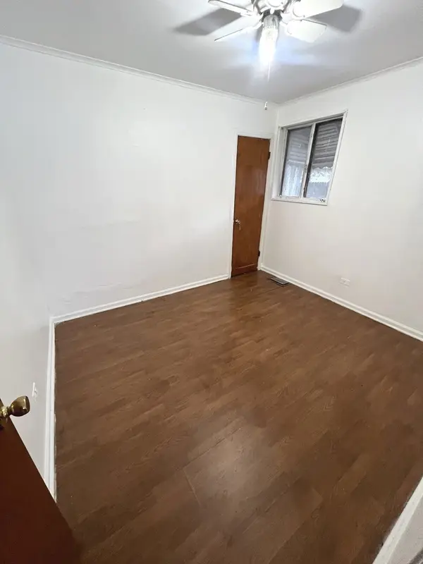 4601 W 82nd ST, Chicago, IL 60652