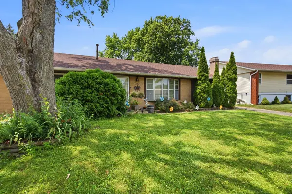 729 Surrey DR, Streamwood, IL 60107