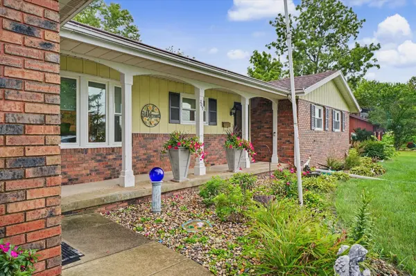 309 S 3rd ST, Chatsworth, IL 60921
