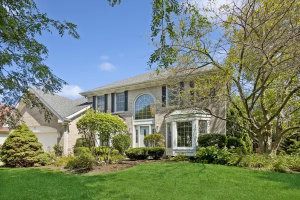 75 Madeline CIR, Schaumburg, IL 60173