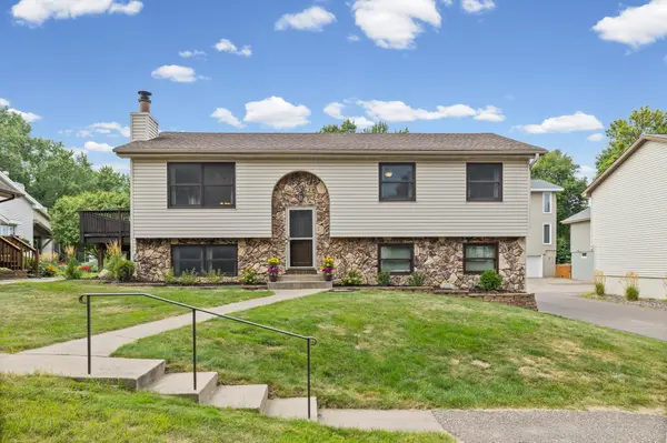 3531 Pilgrim LN N, Plymouth, MN 55441