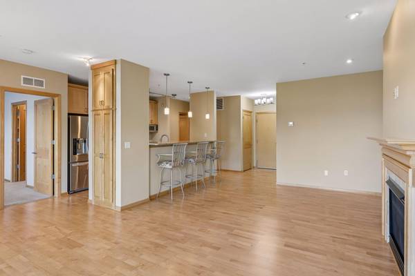 4100 Spring ST #309, Spring Park, MN 55384