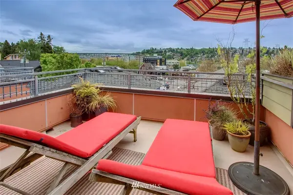 3627 Dayton AVE N #C, Seattle, WA 98103