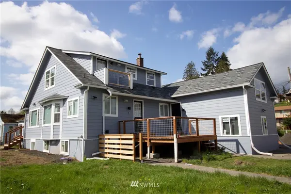 2461 Snyder AVE, Bremerton, WA 98312