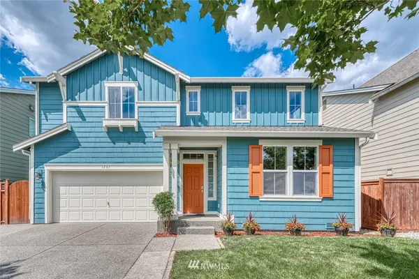 1267 32nd PL NE, Auburn, WA 98002