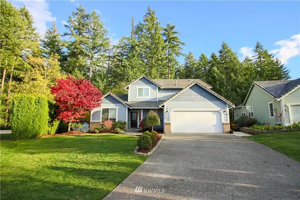 4008 Campus Green DR NE, Lacey, WA 98516