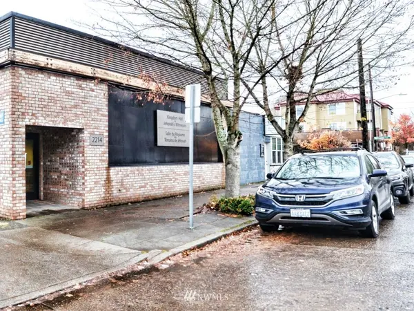 2214 N 56th ST, Seattle, WA 98103