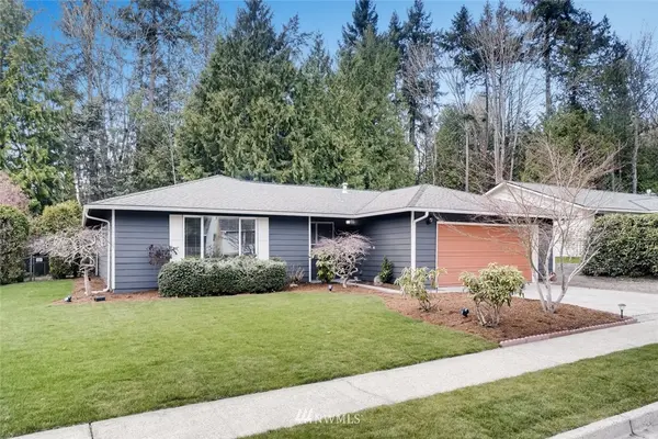 10009 161st Ave NE, Redmond, WA 98052