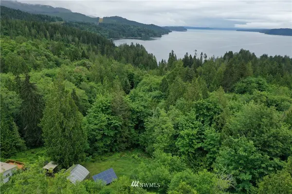 193 N Triton Heights RD, Lilliwaup, WA 98555