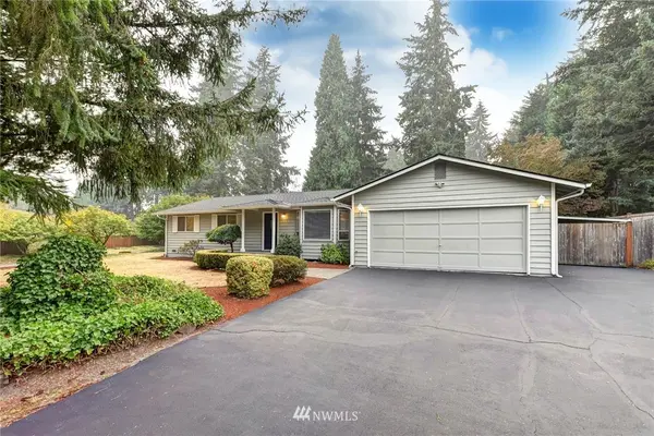18825 136th AVE NE, Woodinville, WA 98072