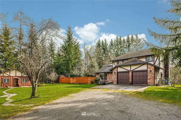 20623 SE 232nd ST, Maple Valley, WA 98038