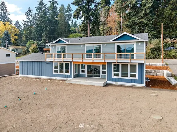 5692 Madrona AVE NE, Bremerton, WA 98311