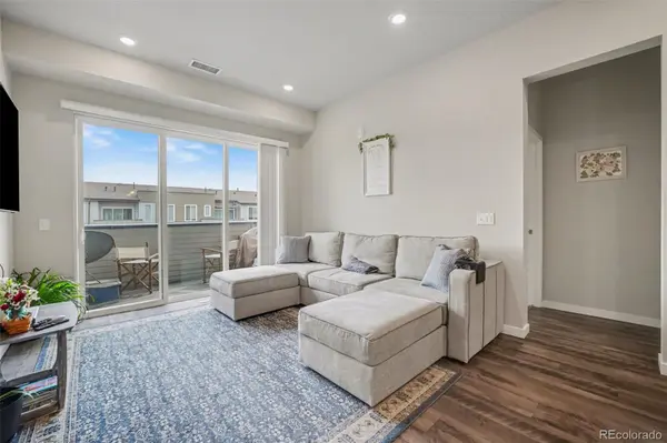 420 E Fremont PL #406, Centennial, CO 80122