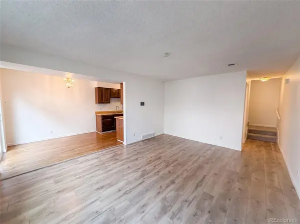 9867 Lane ST, Denver, CO 80260