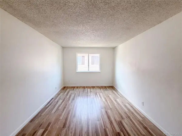 9867 Lane ST, Denver, CO 80260