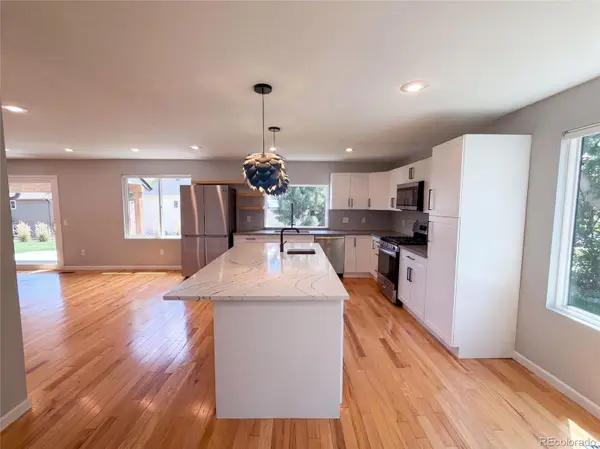 10708 W Chautauga MTN, Littleton, CO 80127