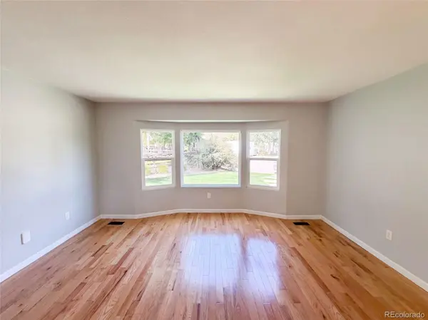 10708 W Chautauga MTN, Littleton, CO 80127