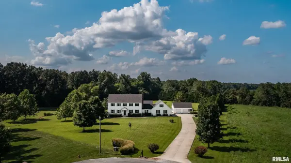 1354 HICKORY TRL, Carbondale, IL 62902