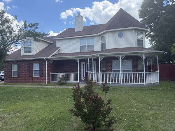 5453 Hickory Woods Dr, Antioch, TN 37013