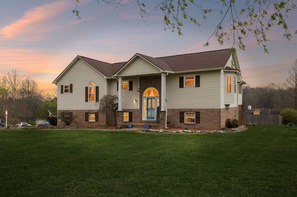 97 Oak Valley Dr, Spring Hill, TN 37174