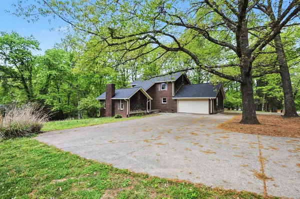 502 Maplewood Dr, Greenbrier, TN 37073