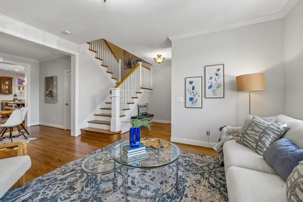 718 4th Ave #N, Nashville, TN 37219