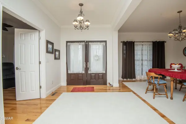 1435 Instrumental Avenue, Sevierville, TN 37876