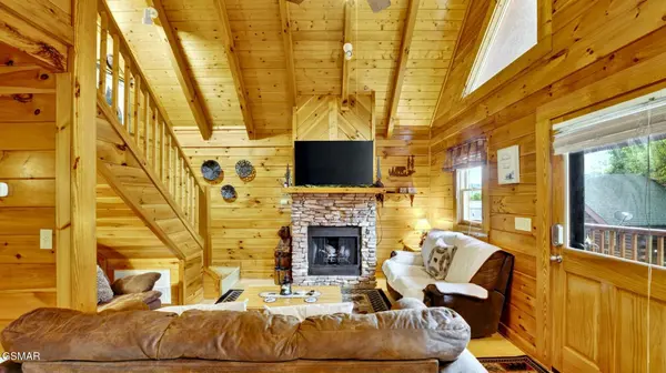 208 Moose Ridge Way, Pigeon Forge, TN 37863
