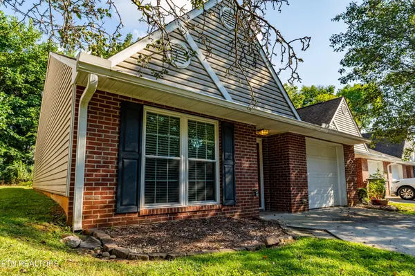 228 Dalton Place Way, Knoxville, TN 37912