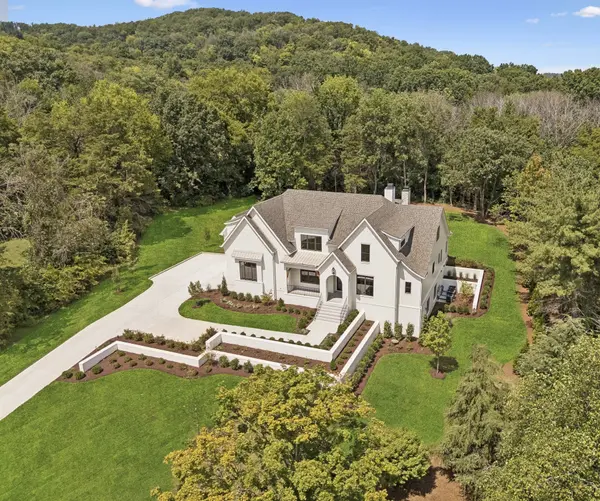 1004 Gracelawn Ct, Brentwood, TN 37027