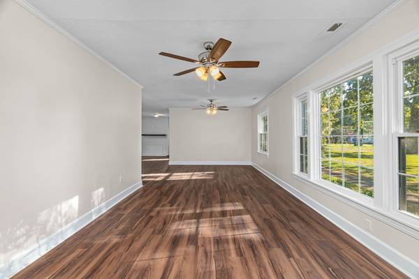 1083 Mattox Town Rd, Lawrenceburg, TN 38464
