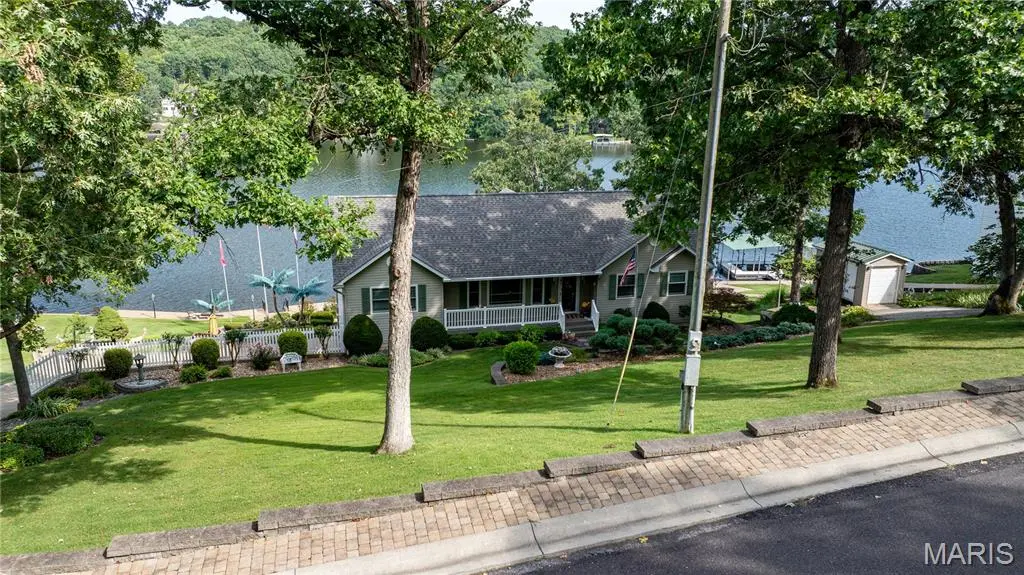1552 Woodson DR, Owensville, MO 65066