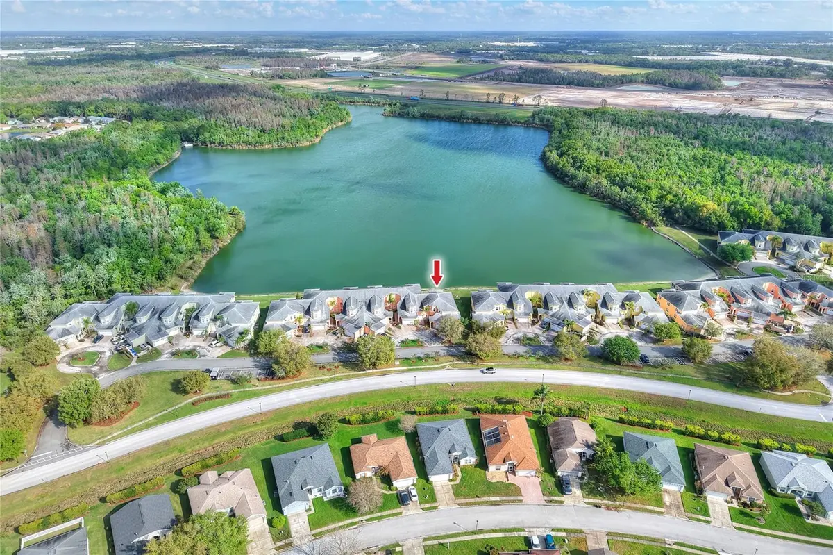 3933 SERENADE LN, Lakeland, FL 33811