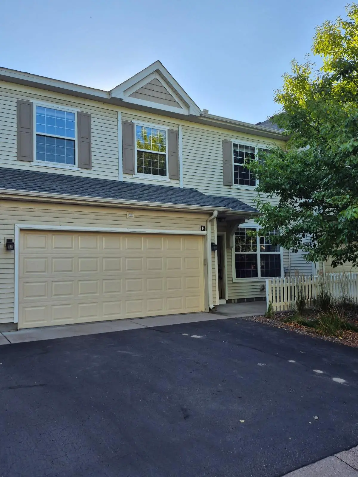 12155 Vermillion ST NE #F, Blaine, MN 55449