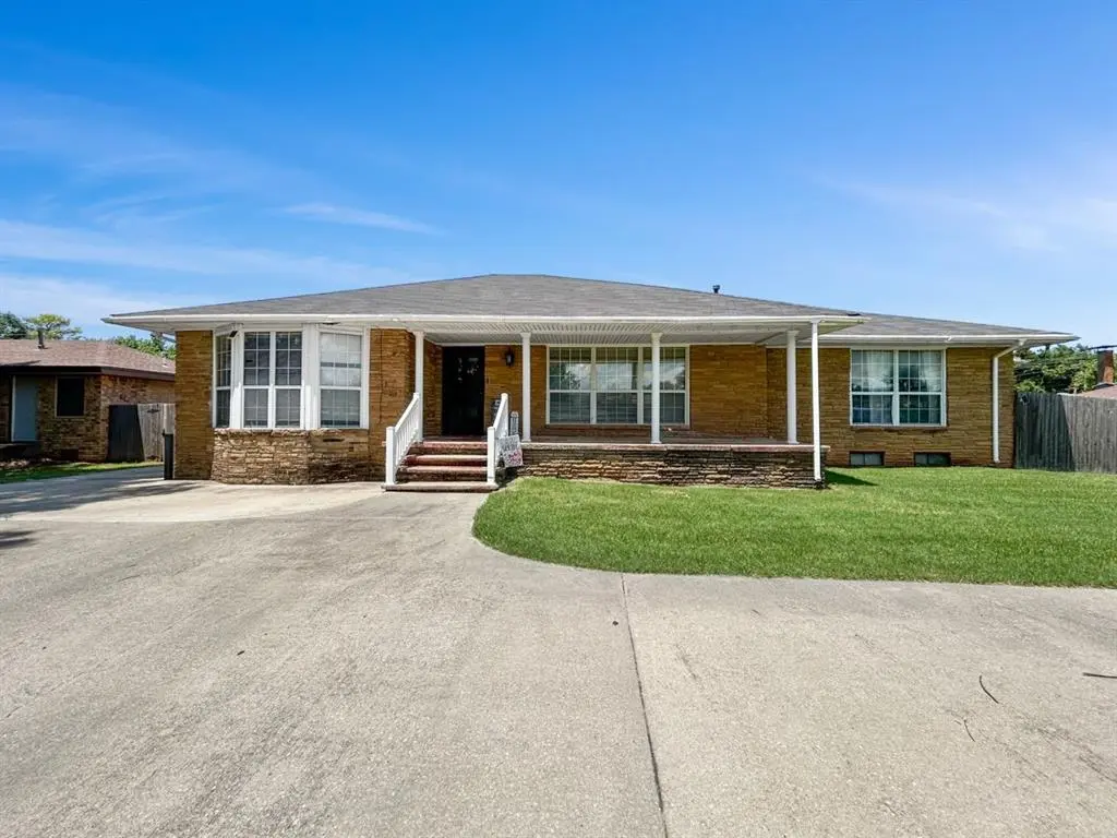 521 E Broadway ST, Lexington, OK 73051