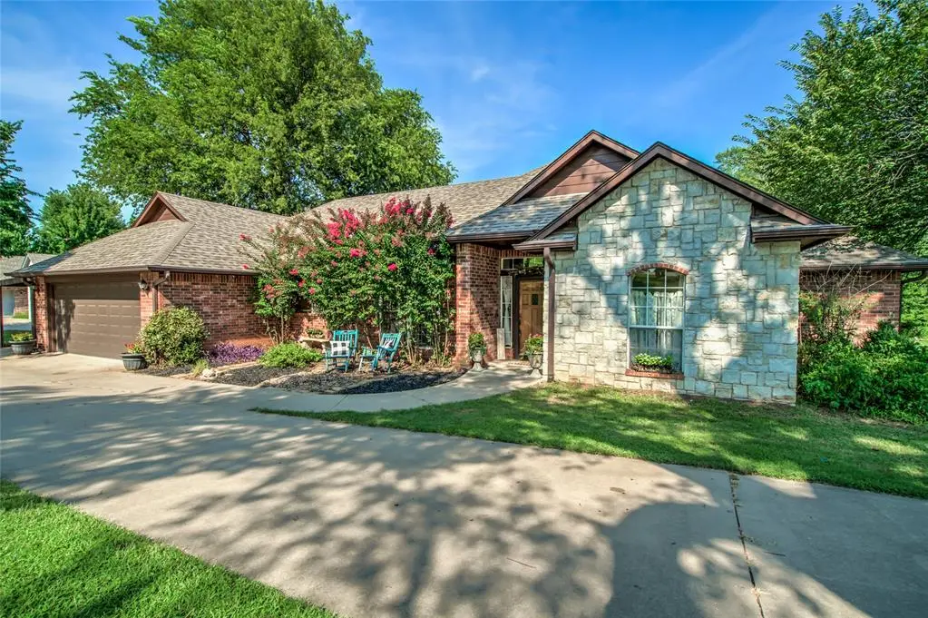 12254 Red Bud VLY, Guthrie, OK 73044