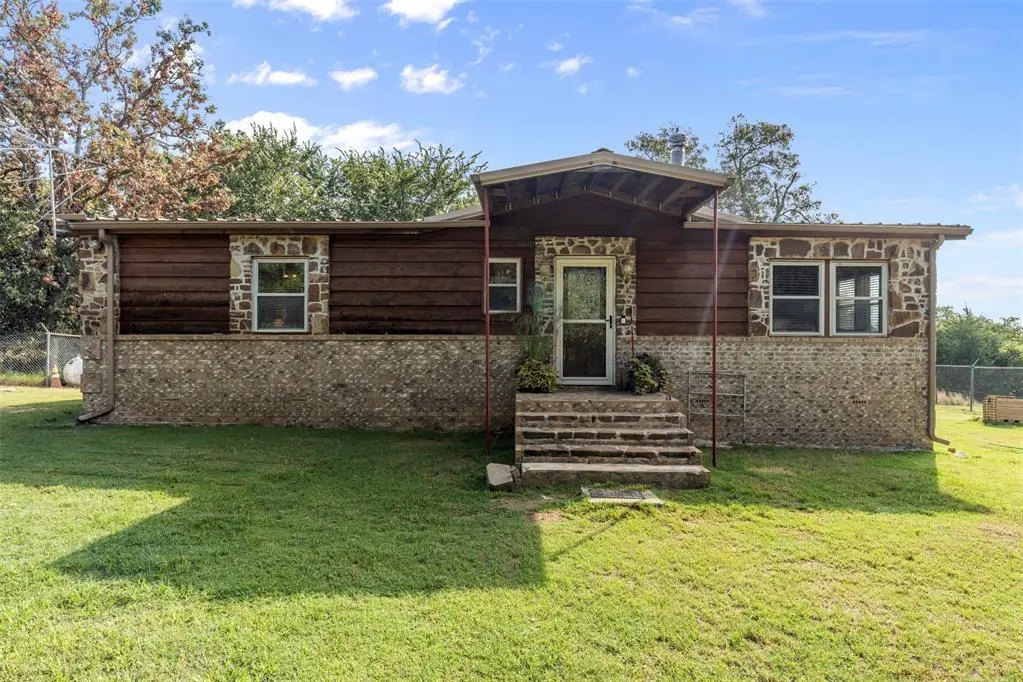 10915 E Tecumseh RD, Norman, OK 73026