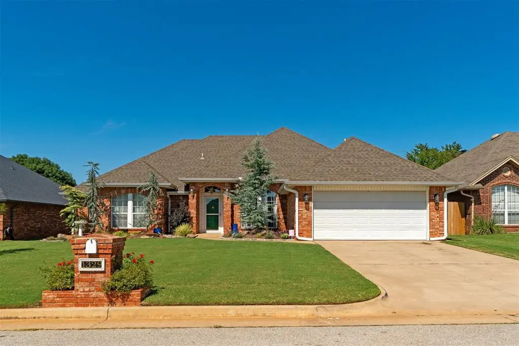 1329 SW 121st ST, Oklahoma City, OK 73170