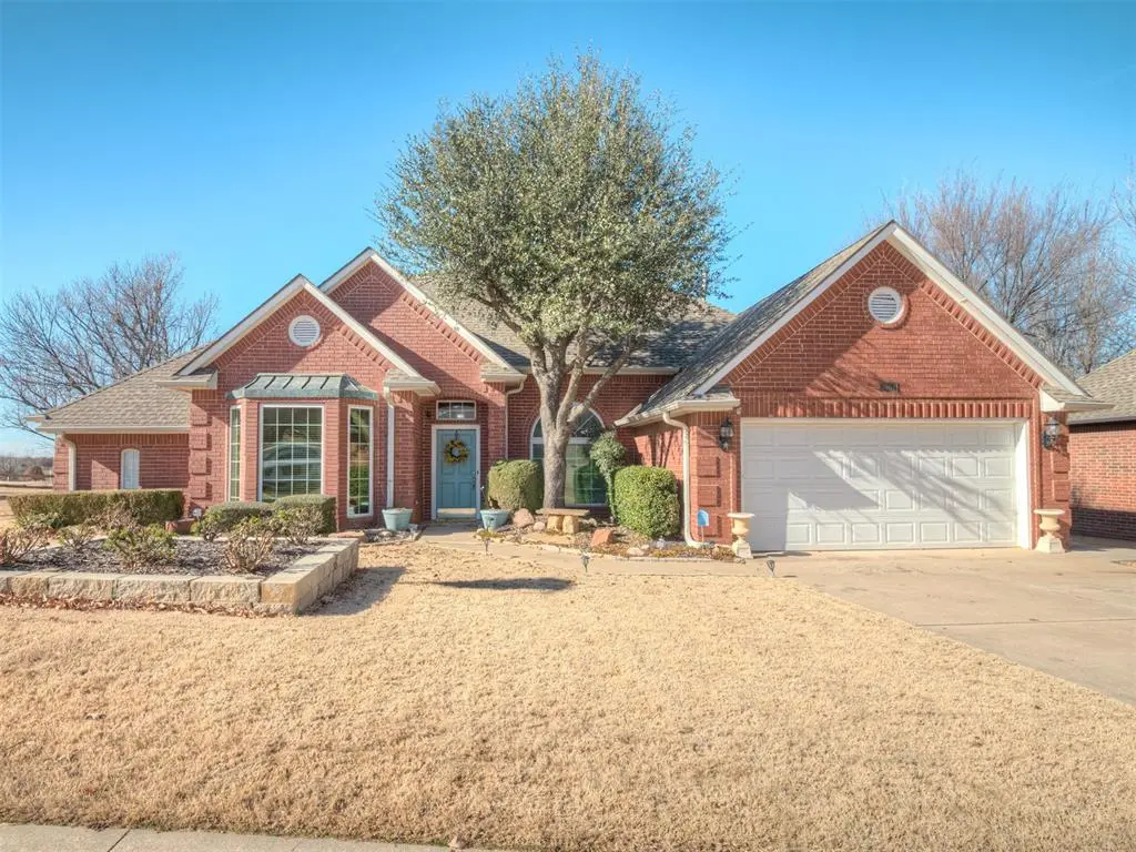 3901 Wildmeadow CT, Edmond, OK 73003