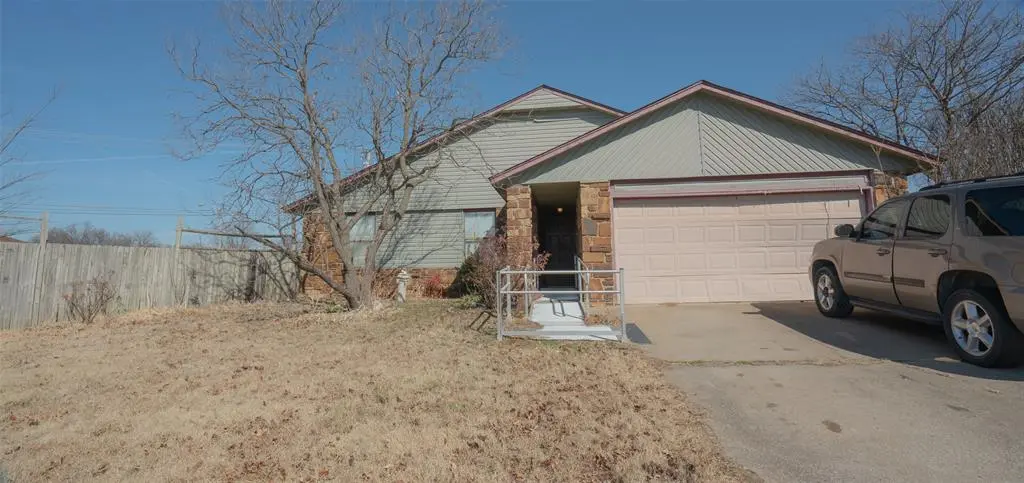 501 E 141st PL, Glenpool, OK 74033