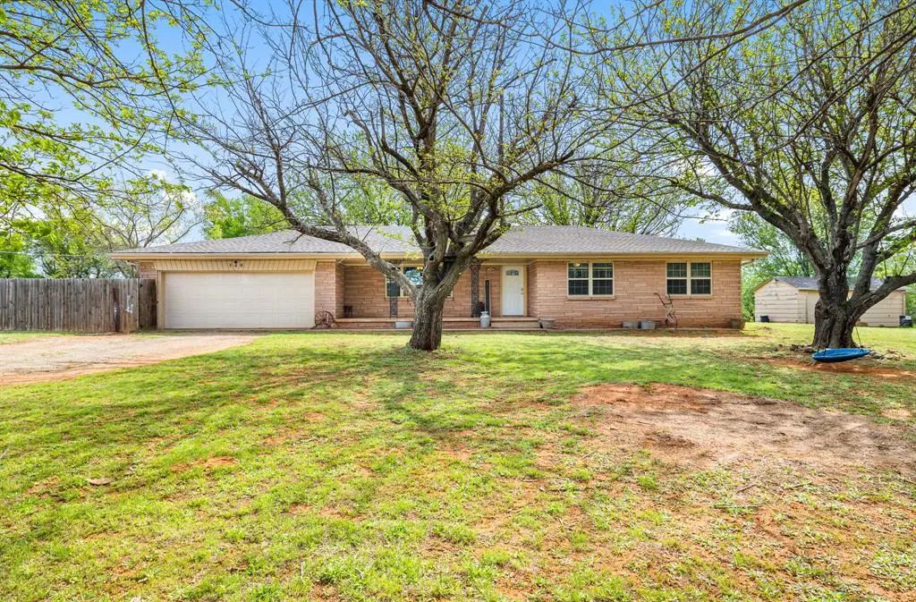 540 E Gracemont ST, Gracemont, OK 73042
