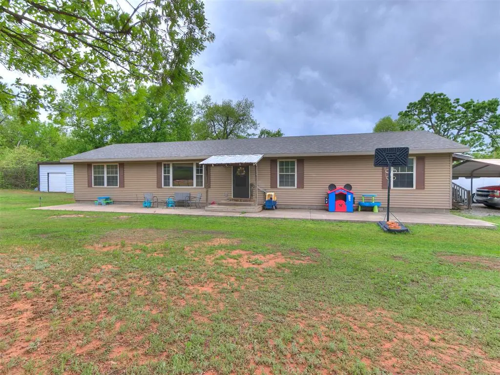 12517 Jerrad LN, Mcloud, OK 74851