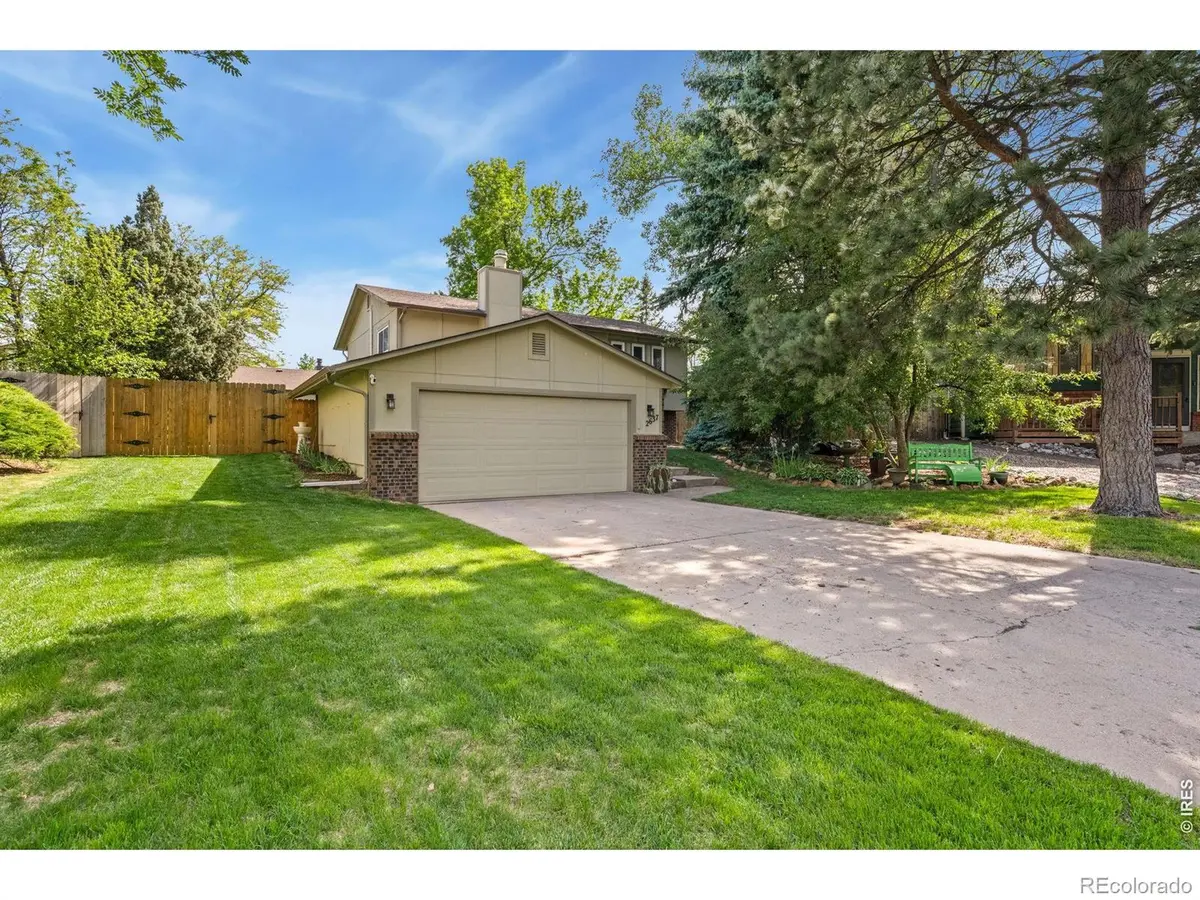2637 Flintridge PL, Fort Collins, CO 80521