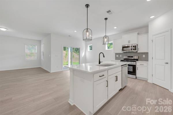 1777 Boulder Ridge DR, Gastonia, NC 28052