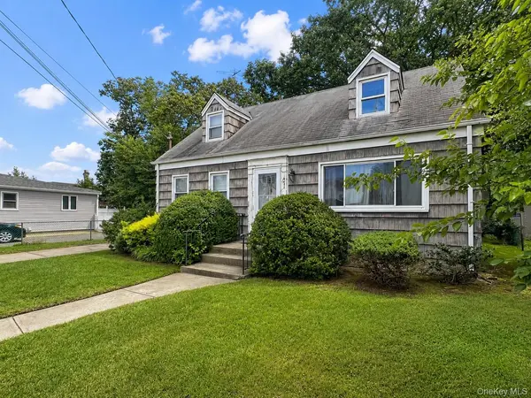 471 Eureka AVE, Elmont, NY 11003