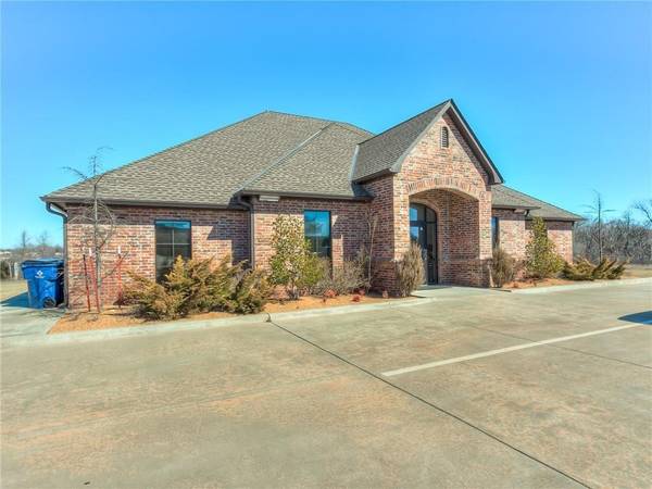 14617 NE 20th ST, Choctaw, OK 73020