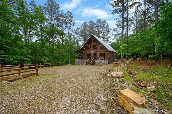 62 Gray Bark CIR, Broken Bow, OK 74728