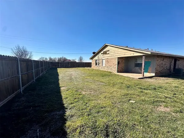 315 S Bannister ST, Gotebo, OK 73041